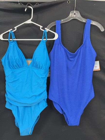 (2) Shade & Shore Women’s Large 12/14 One-Piece Swimsuits