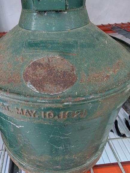 Vintage 2 gal fuel testing/proofing can