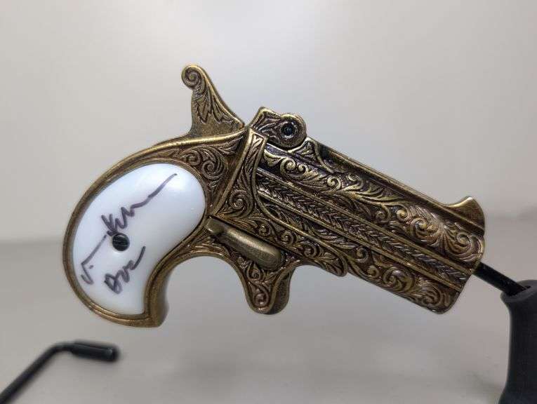 Val Kilmer "Doc" AUTOGRAPHED Derringer. Beckett Authentic