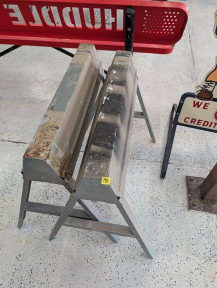Set of 2 EBCO aluminum saw horses