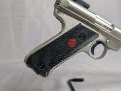 Ruger MKII in .22lr with target grip