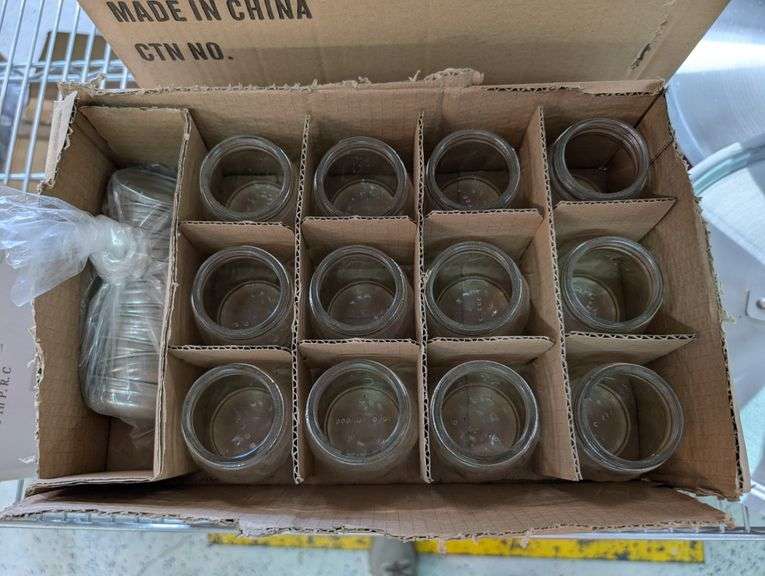 lot of 84 new in box 6 oz swirled shakers with tops.
