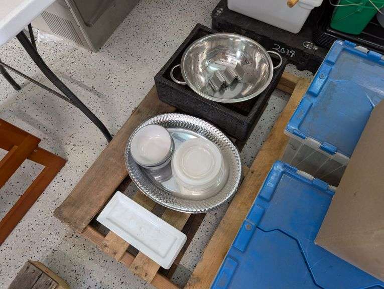 Bulk lot set of Bon Chef slate dishes and more
