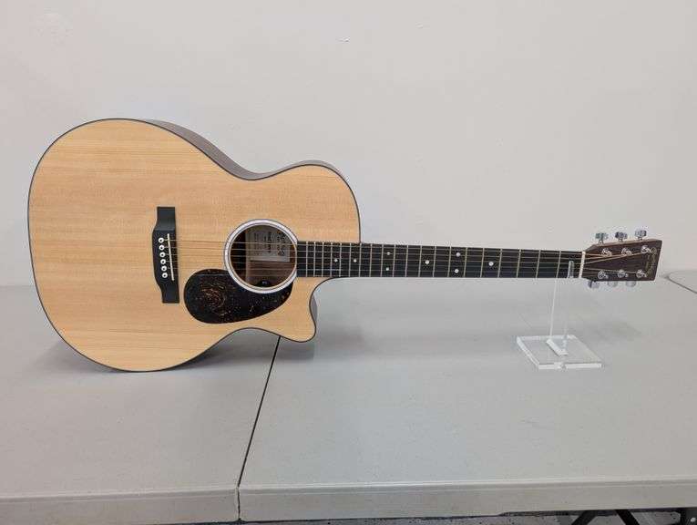 Martin GPC-11 Acoustic Guitar With Martin Soft Case
