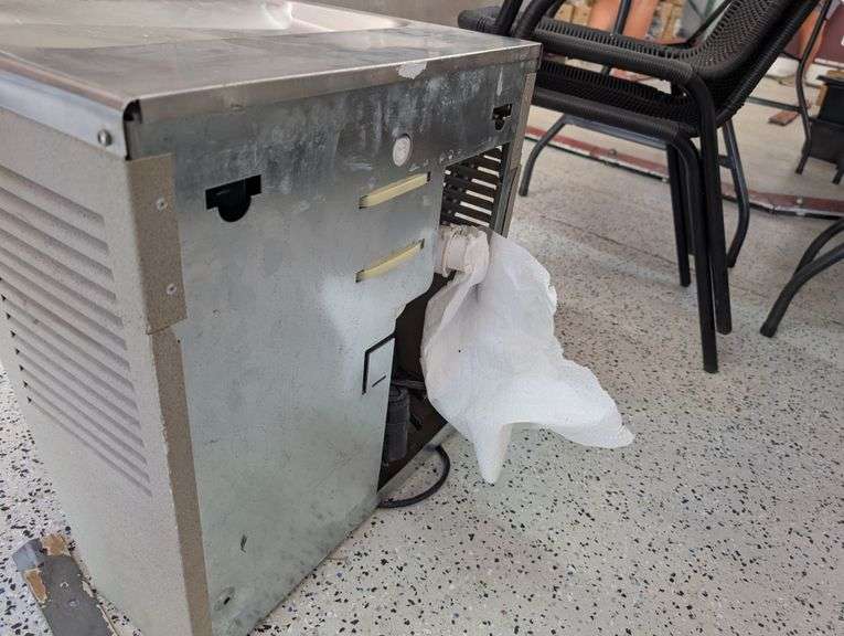 Acorn Engineering Co. water fountain