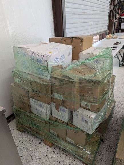 LARGE Pallet Lot of NEW Dishes