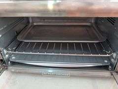 Black and Decker toaster oven