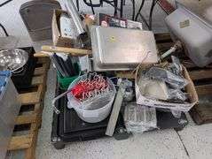 Large misc pallet lot of various restaurant wares