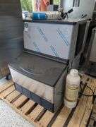 Hoshizaki KM-231BAJ Ice Maker