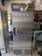 Avantco 178A19FHC Single Door Upright Freezer