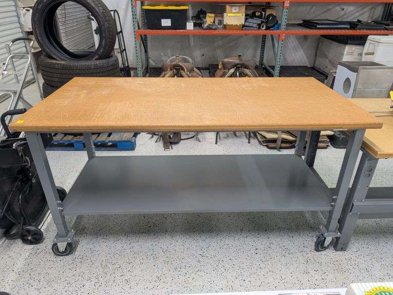 ULINE Shipping Table on casters. 6'x3'x39"