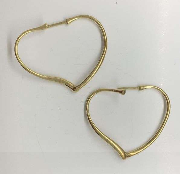 Tiffany Elsa Peretti Open Heart 18k Gold Earrings