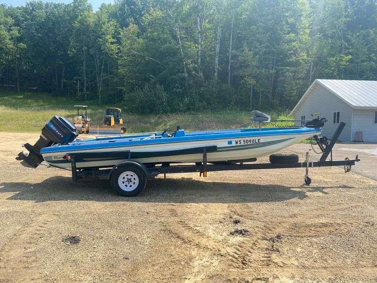 1979 Ranger Bass Boat 205A