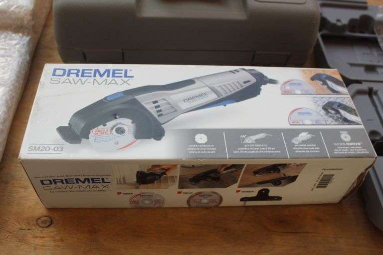 Elec. Dremel tools Lee Real Estate & Auction Service