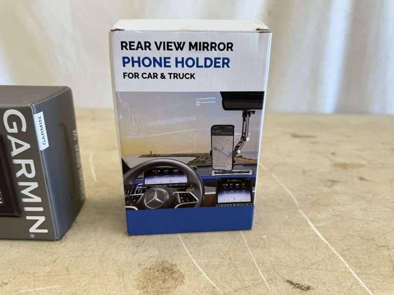 Garmin GPS & Phone Holder Lee Real Estate & Auction Service