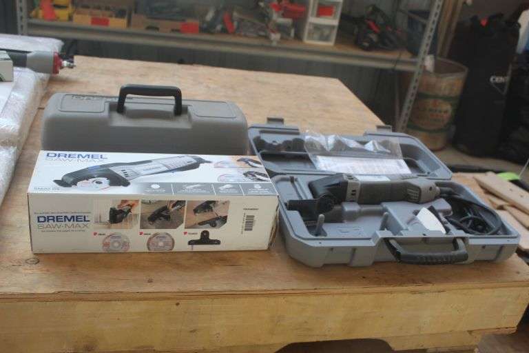 Elec. Dremel tools Lee Real Estate & Auction Service