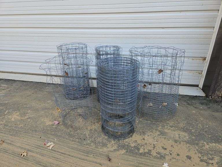 (5) Rolls of Used Chicken Wire Lee Real Estate & Auction Service