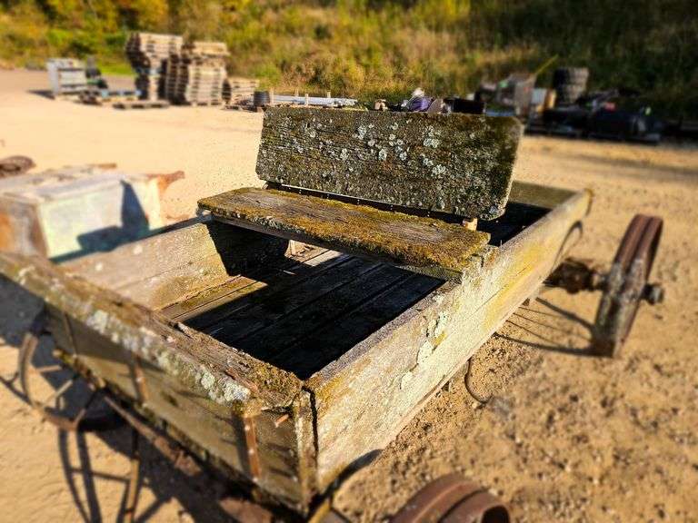 Steelwheel Wagon Lee Real Estate & Auction Service