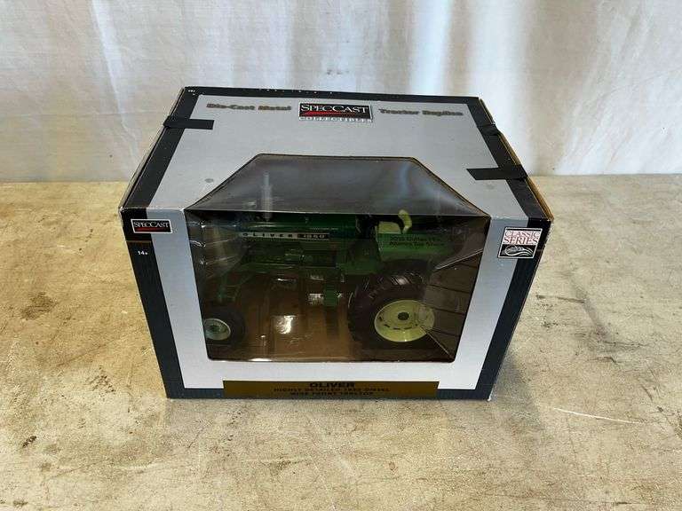 Oliver 1850 Die Cast Tractor Lee Real Estate & Auction Service