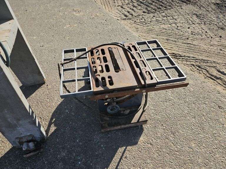 Jointer & Table Saw Lee Real Estate & Auction Service