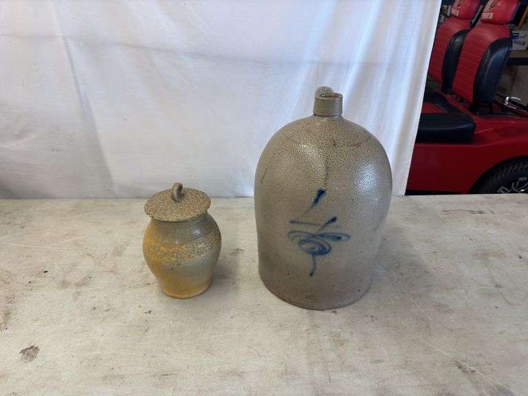 Bee Sting Crock Jug & Urn