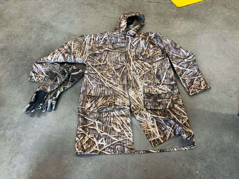 Camo Rain Jacket & Gloves