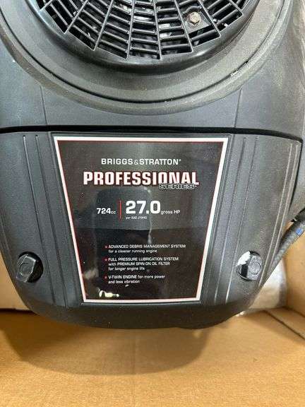 New 27hp Pro Series B&S Gas Engine