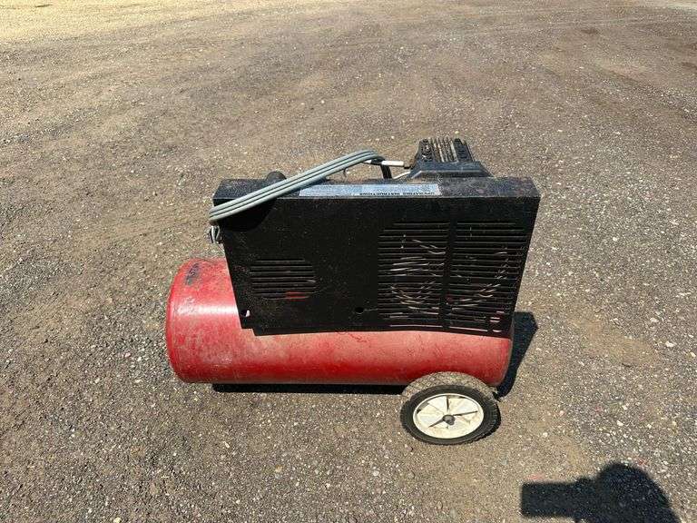 Sanborn portable air compressor
