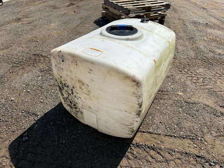 100 Gal Water Tank