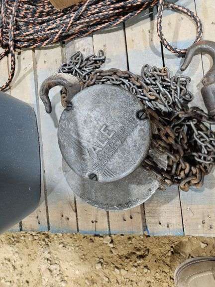 Yale 1-ton Chain Hoist