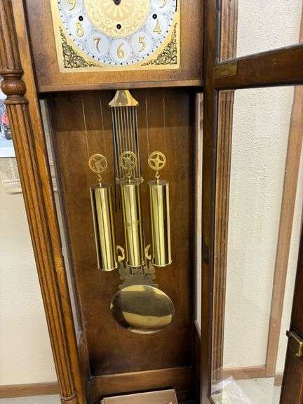 Howard Miller Grandfather Clock (read more)