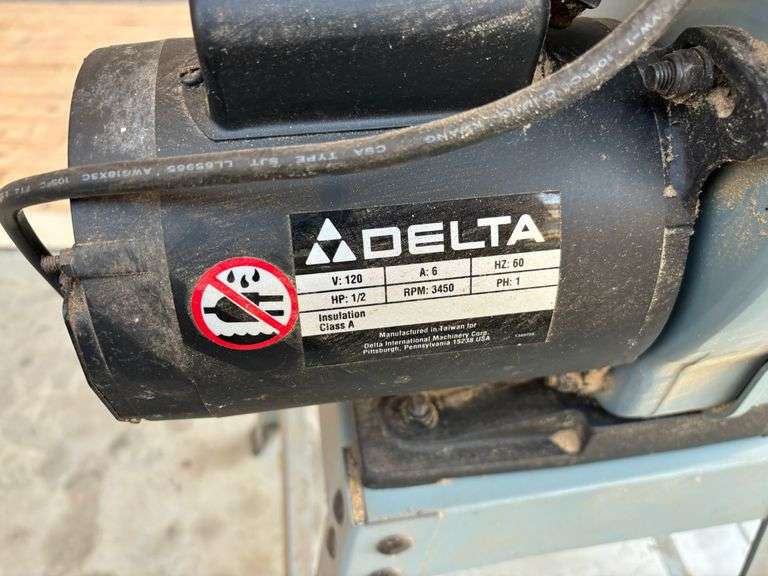 Delta 10" Band Saw