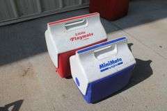 2 sm. Igloo coolers