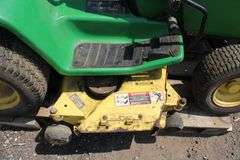 John Deere GT275 riding mower