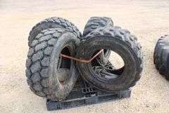 4 skidloader tires