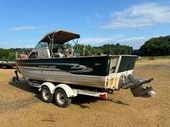 1998 Crestliner Eagle Boat