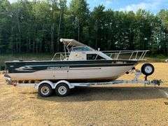 1998 Crestliner Eagle Boat