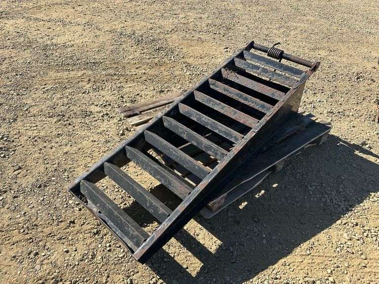 Heavy Duty Trailer Ramp - Lee Real Estate & Auction Service