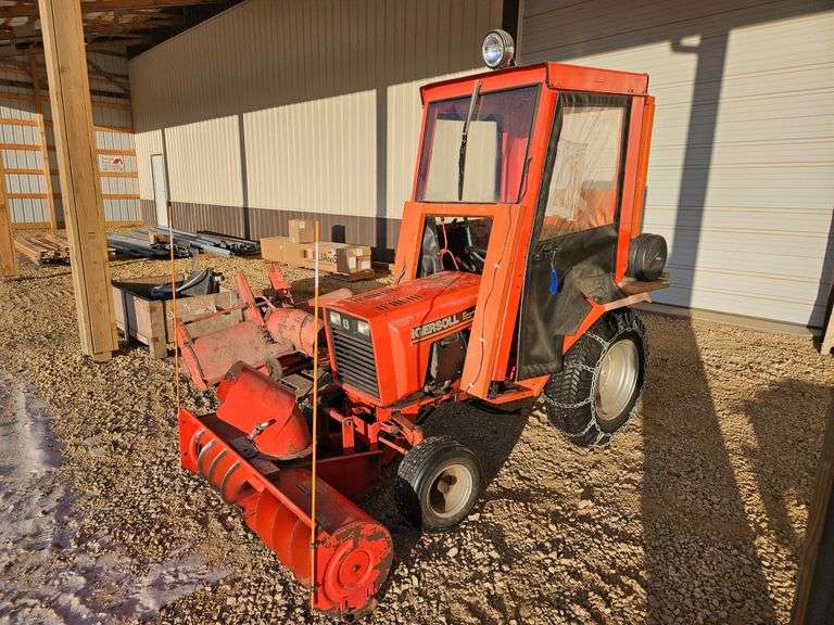 Ingersoll 4120 Lawn Tractor w/access