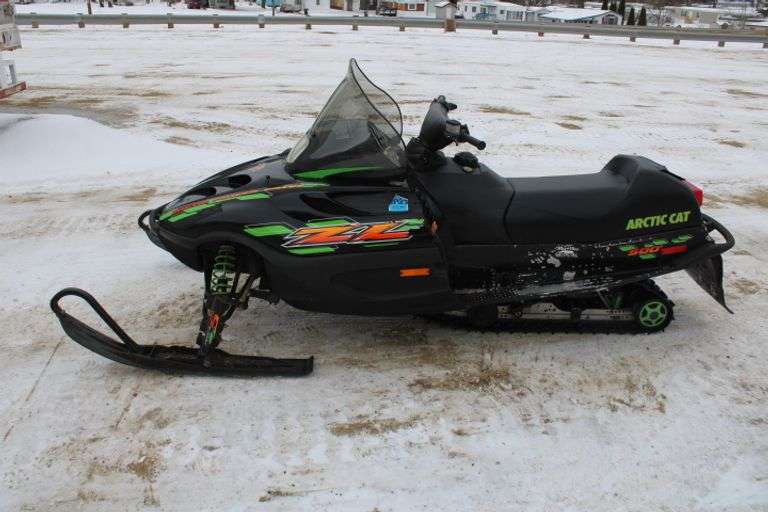 2002 Articat Snowmobile
