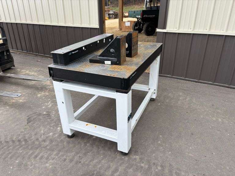 Heavy Duty Fixture Workbench w/ Brackets