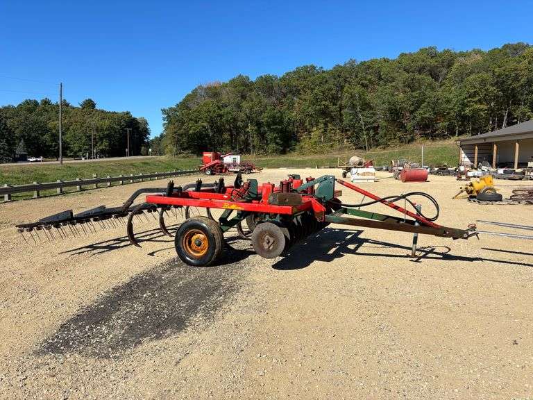 Brillion 10ft Disk Chisel Plow