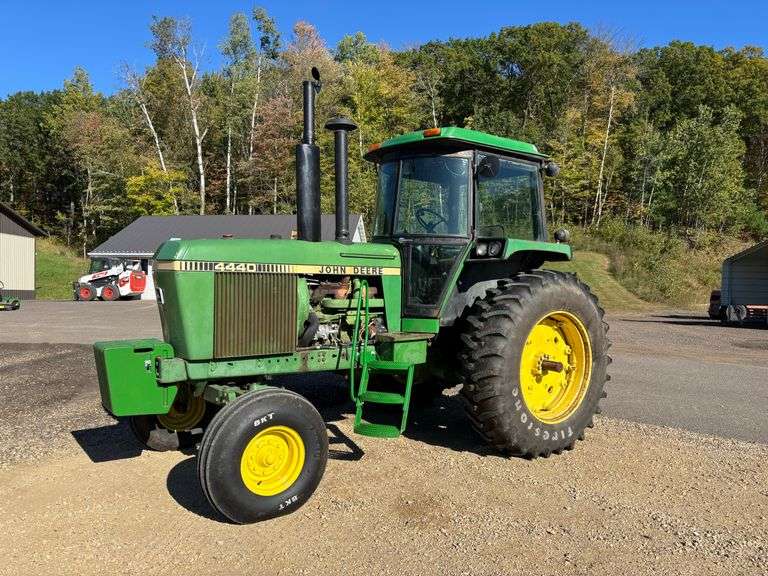 John Deere 4440 Tractor