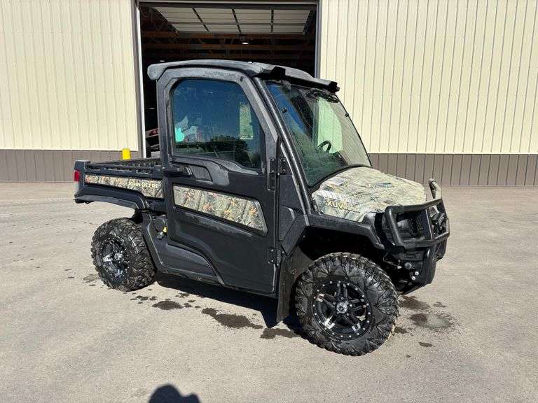 2019 John Deere XUV835M Gator