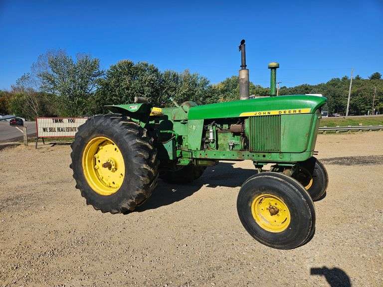 John Deere 4010 Tractor