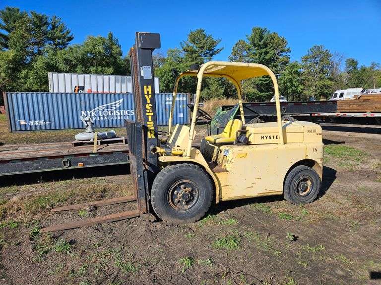1976 Hyster 6k Forklift (off-site)