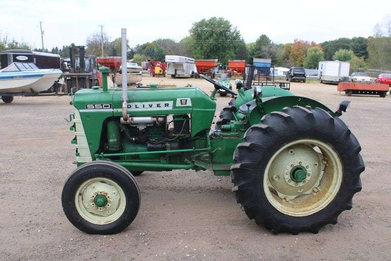 1965 Oliver 550 gas tractor