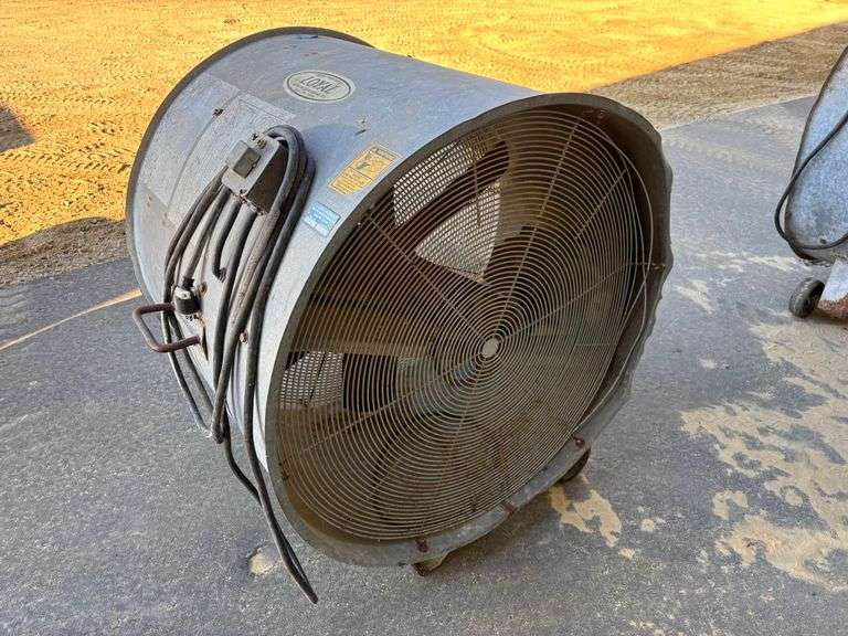 Loyal 36" Barn Fan