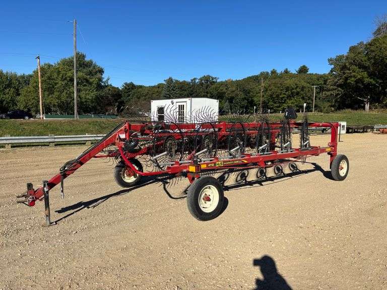 H&S HI-Capacity 12-Wheel Rake