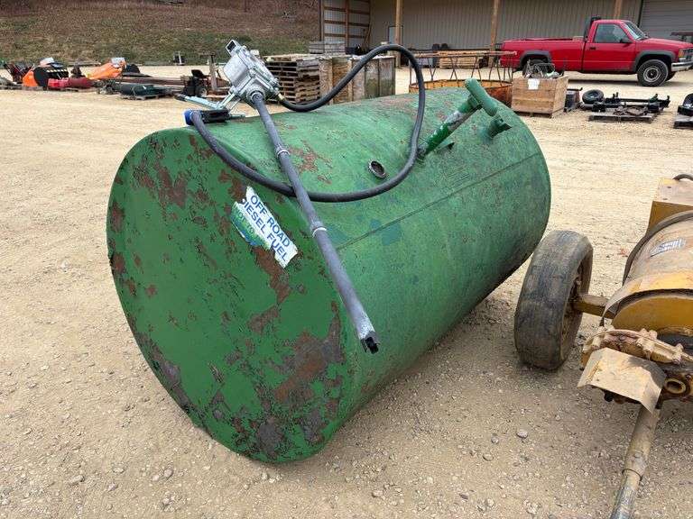 Approx. 500-Gal Fuel Tank w/ Pump